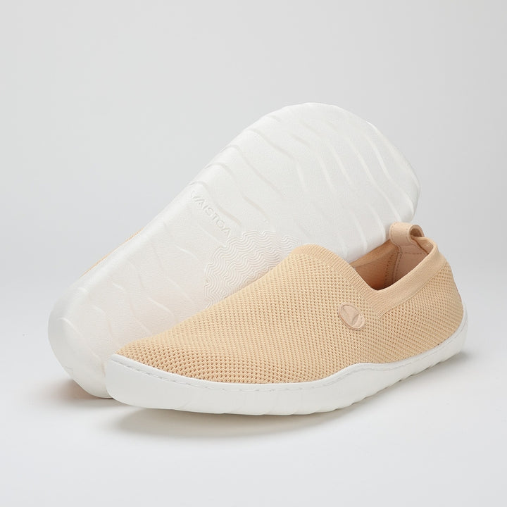 vaistoa lempea 2 slip on paljasjalkakengat persikka design from finland